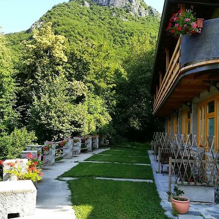 Agriturismo La Selvaggia Мандельо дел Ларио Екстериор снимка