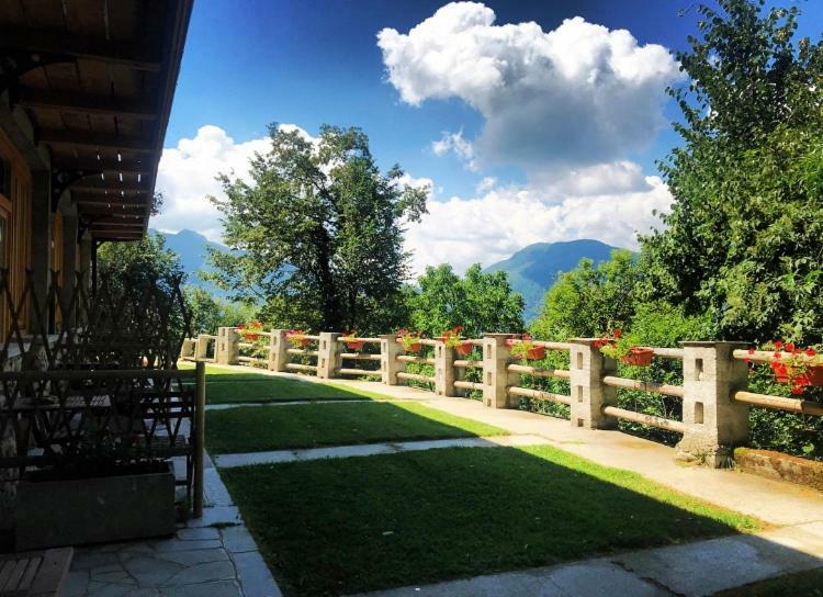 Agriturismo La Selvaggia Мандельо дел Ларио Екстериор снимка